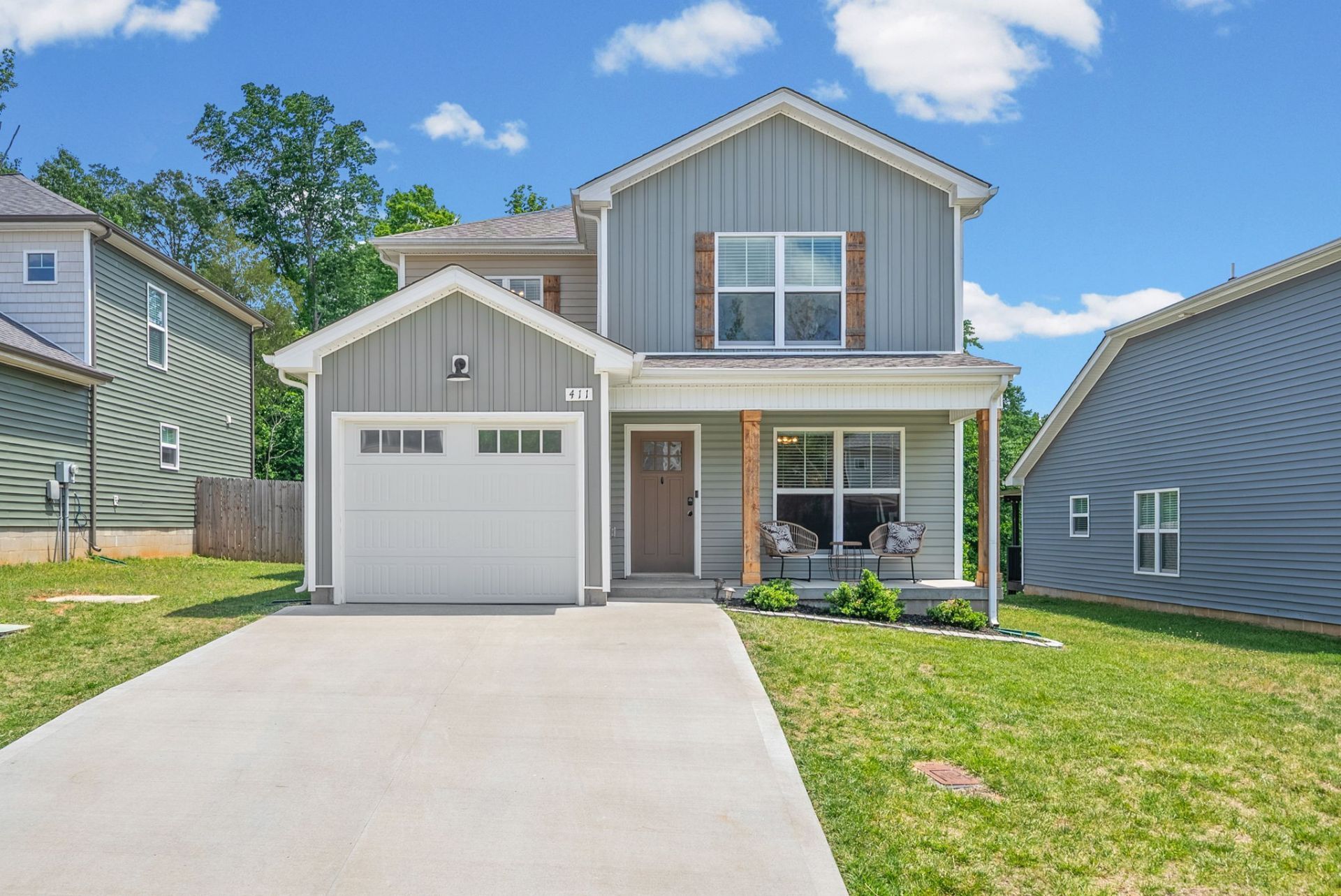 411 Hillside Dr, Clarksville, TN 37040 Main Photo