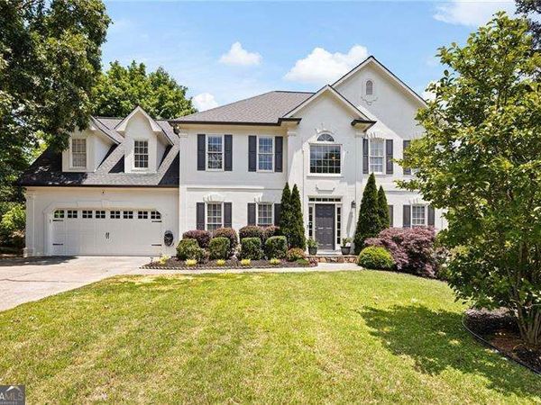 1340 Fallsbrook Drive NW, Acworth, GA 30101
