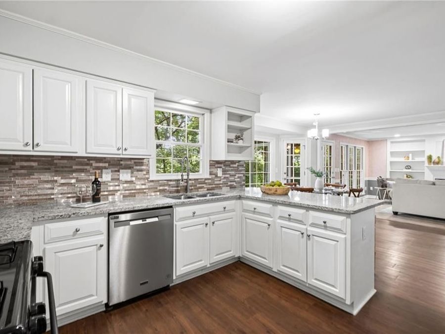 Property Image 16