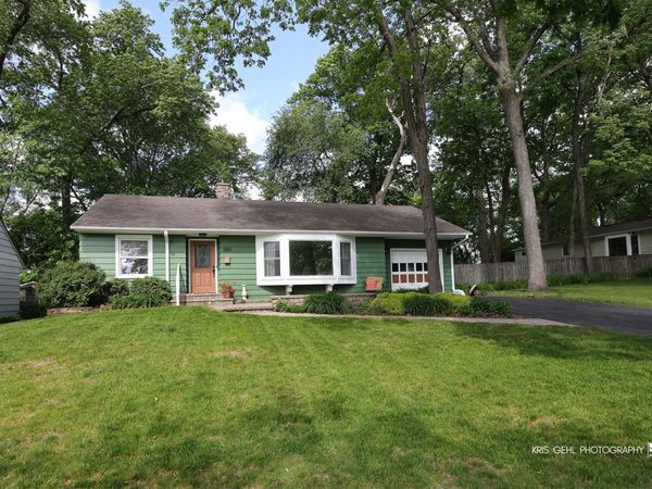 380 Ridge Avenue , Crystal Lake, IL 60014