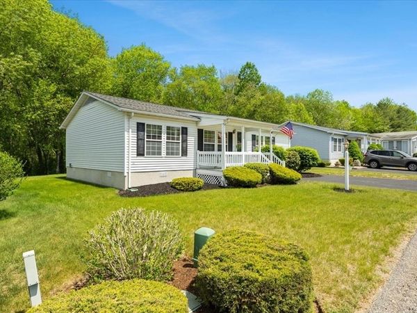 84 Trailwood Drive, Bridgewater, MA 02324