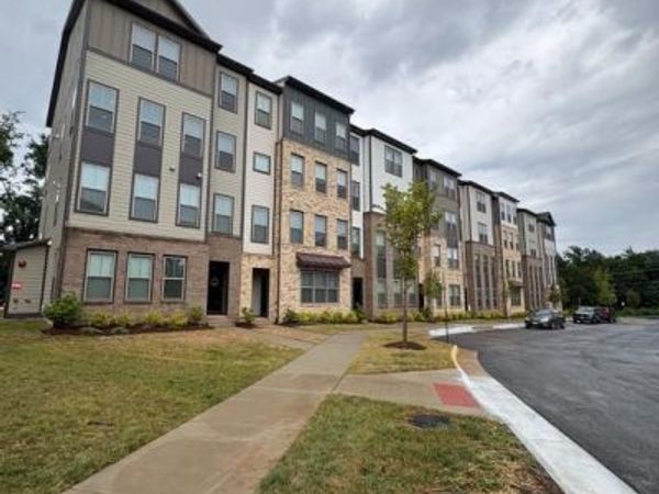45948 SWALLOW TERRACE, STERLING, VA 20165