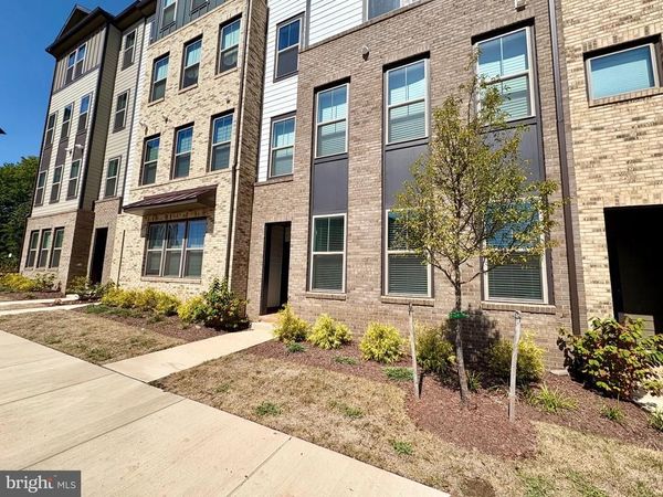 45948 SWALLOW TERRACE, STERLING, VA 20165