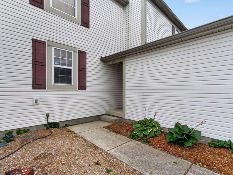 158 Hawkins Lane, Blacklick, OH 43004 Photo 2