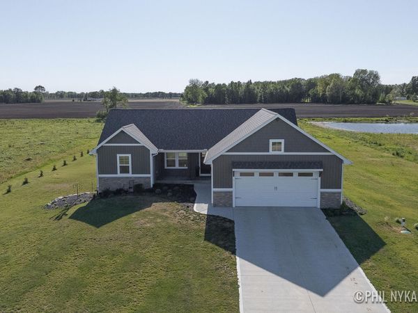 4711 Long Range Drive, Zeeland, MI 49464