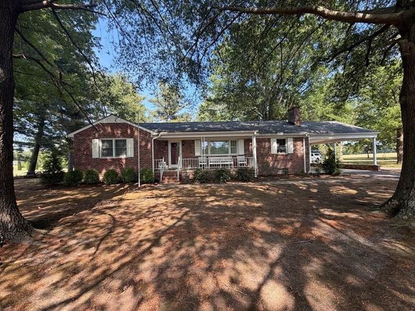 12483 Kings Hwy, MONTROSS, VA 22520