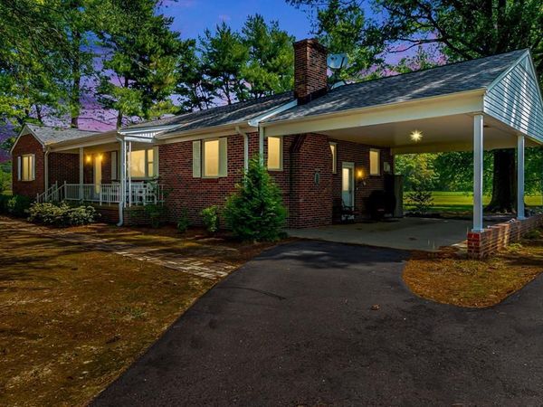 12483 Kings Hwy, MONTROSS, VA 22520
