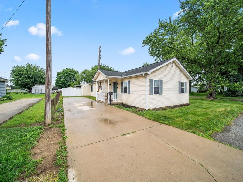 32 Hall Street , Ashville, OH 43103 Photo 3