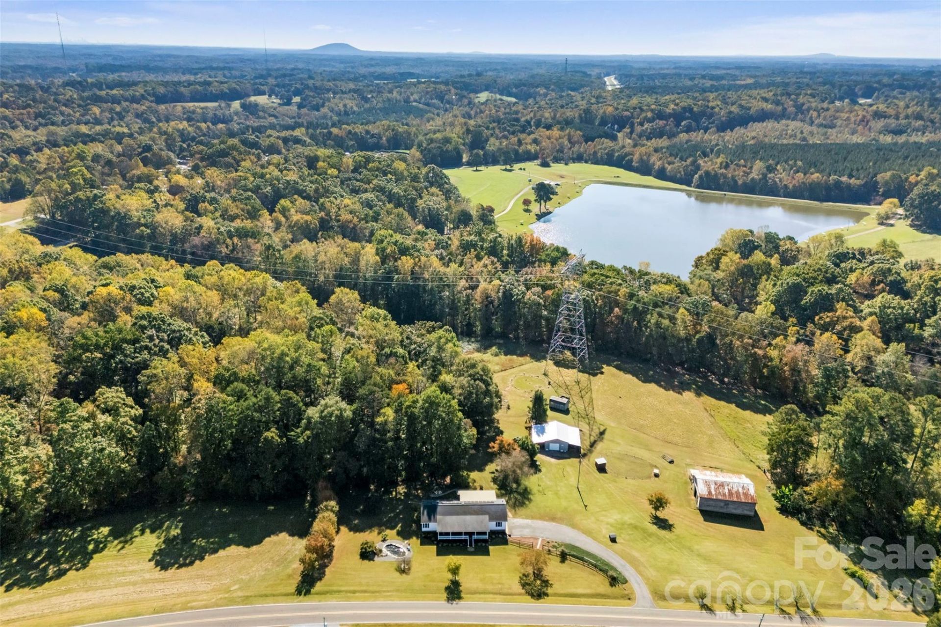 320 Huffstetler Lake Road, Dallas, NC 28034 Main Photo