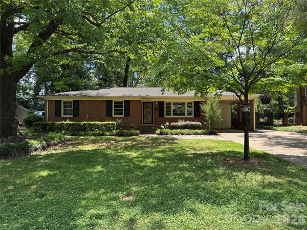 3326 Bonneville Drive , Charlotte, NC 28205