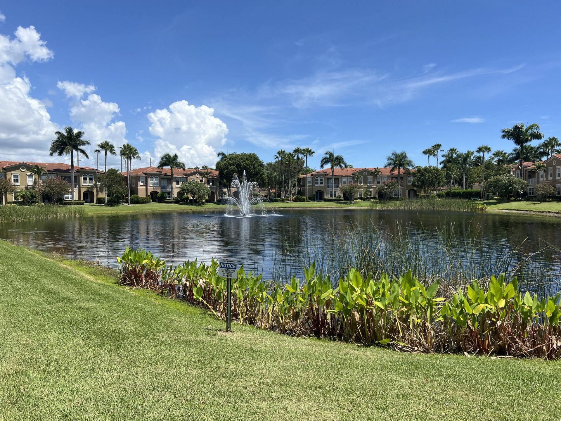 4930 Bonsai Circle, Unit 208, Palm Beach Gardens, FL 33418 Photo