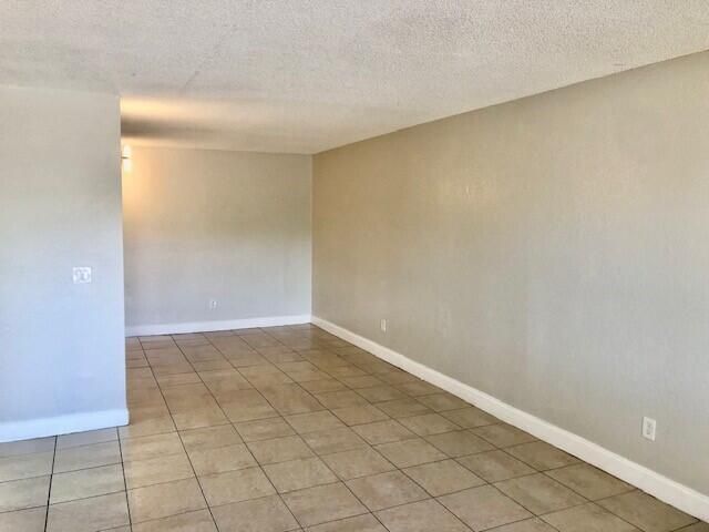 6043 10th Avenue N, Unit 130, Greenacres, FL 33463 Photo
