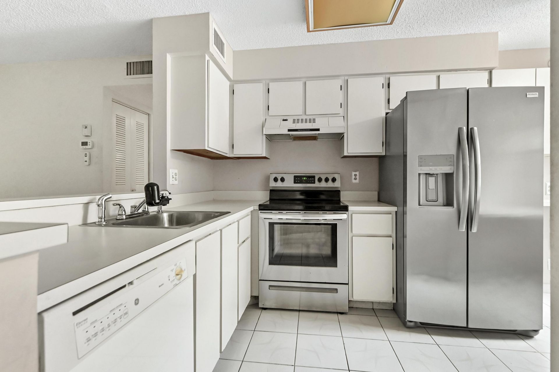 6586 Southurst Terrace, Unit 103, Delray Beach, FL 33446 Photo