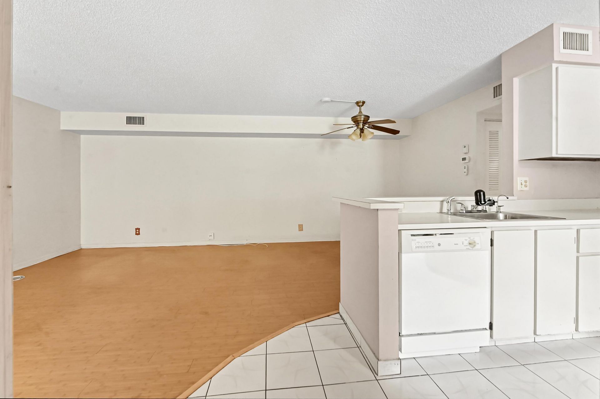 6586 Southurst Terrace, Unit 103, Delray Beach, FL 33446 Photo