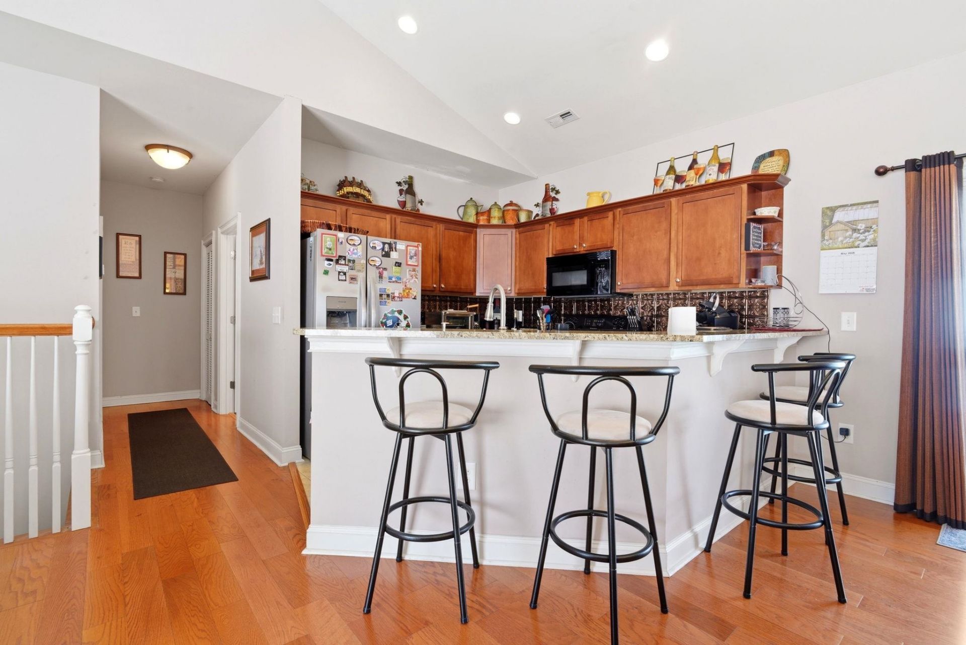 577 Sunnyside Ave.  Photo 11