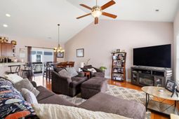 577 Sunnyside Ave.  photo 4