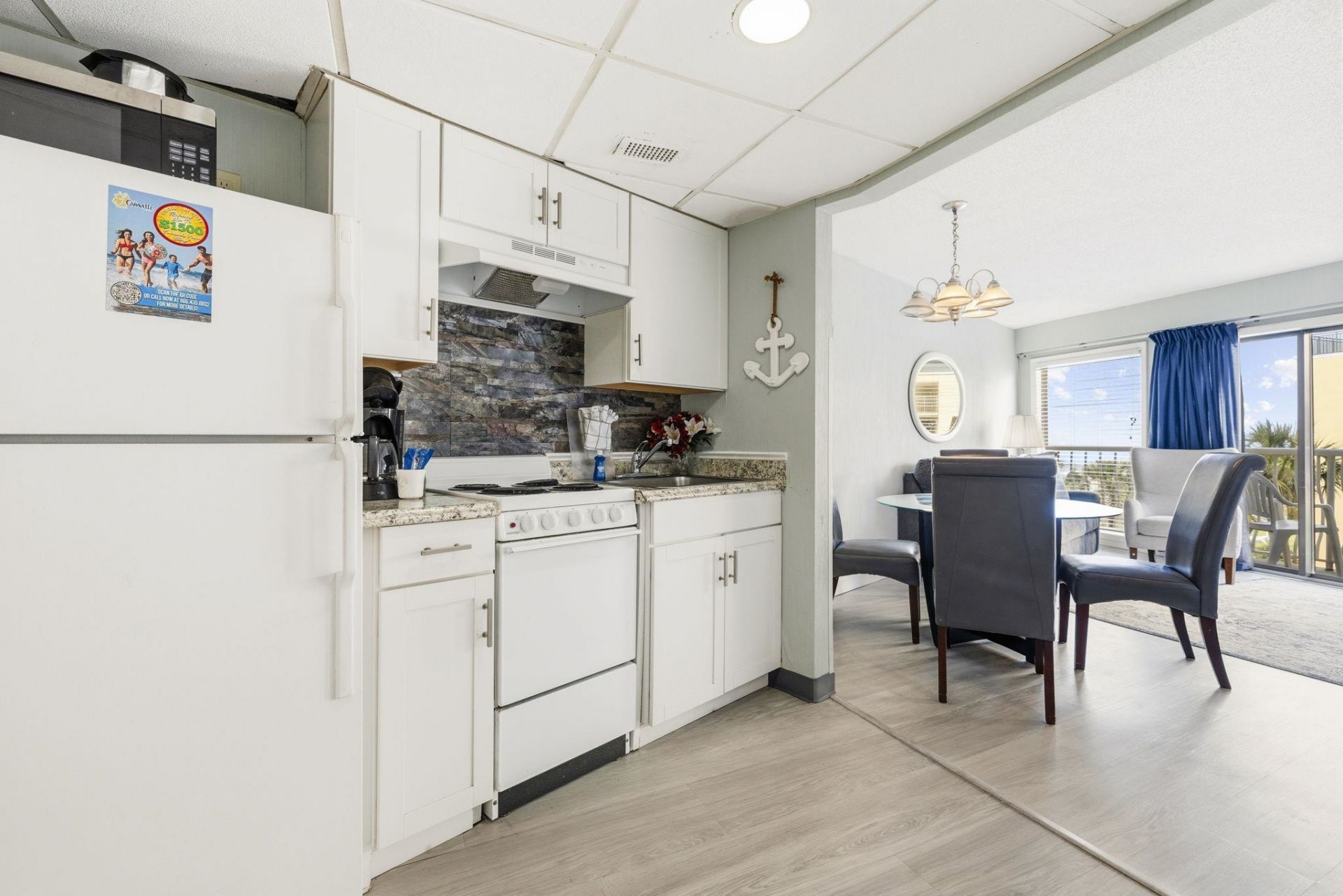 202 70th Ave. N  Photo 8