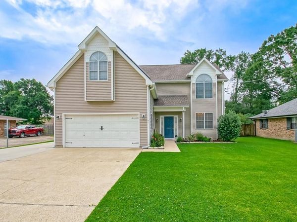 121 SAINT JOHN Street, Luling, LA 70070
