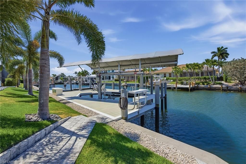 1632 Barbarosa Ct , Marco Island, FL 34145 Photo