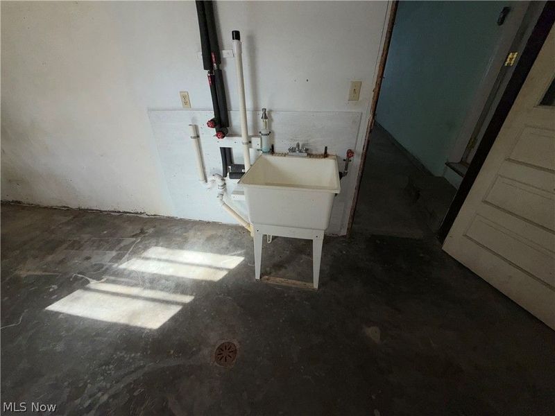 2746 Kragel Road, Richmond, OH 43944 Photo 35
