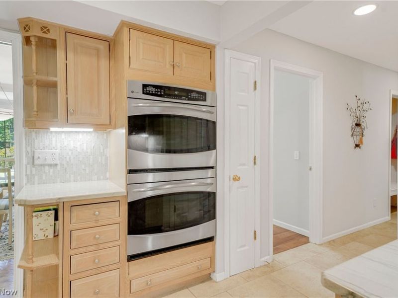 5157 Crofton Avenue , Solon, OH 44139 Photo 16