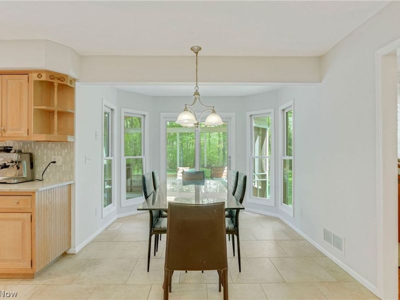 5157 Crofton Avenue , Solon, OH 44139 Photo 18