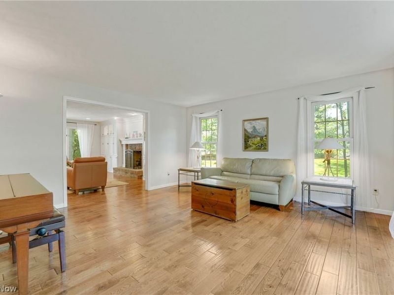 5157 Crofton Avenue , Solon, OH 44139 Photo 6