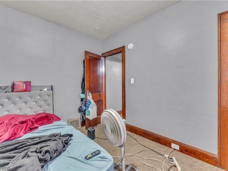 3554 E 113th Street, Cleveland, OH 44105 Photo 12