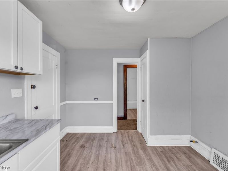 3554 E 113th Street, Cleveland, OH 44105 Photo 23