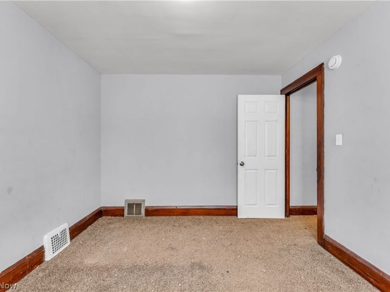 3554 E 113th Street, Cleveland, OH 44105 Photo 24
