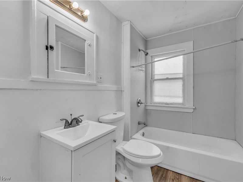 3554 E 113th Street, Cleveland, OH 44105 Photo 28