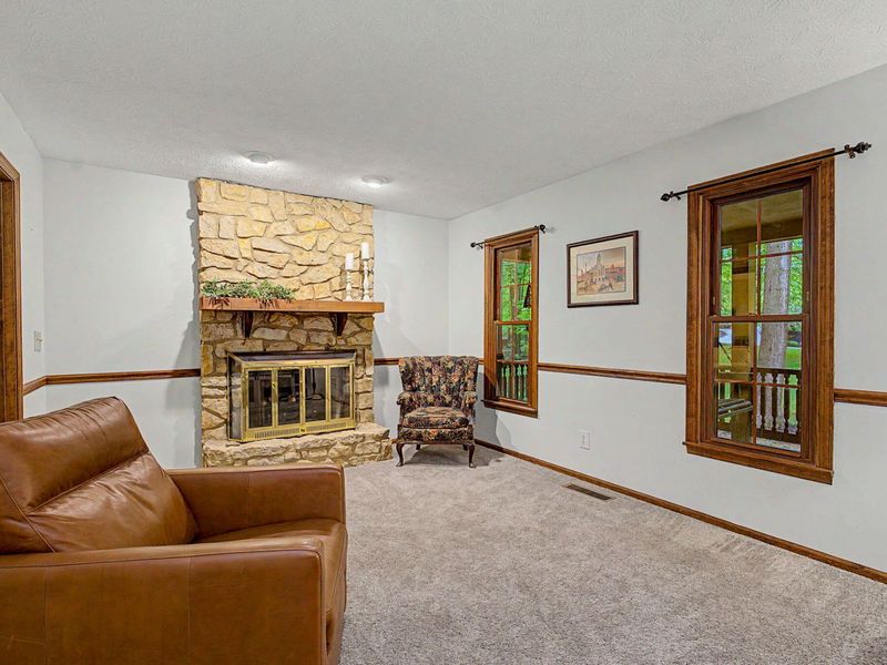 575 Hornwood Drive, Springfield, OH 45504 Photo 13