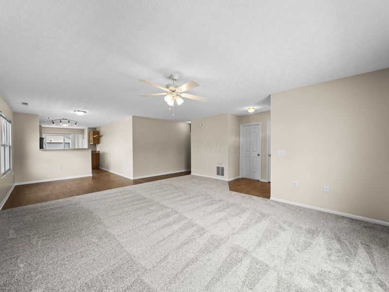 2194 Rustic Ledge Drive , Columbus, OH 43219 Photo 10