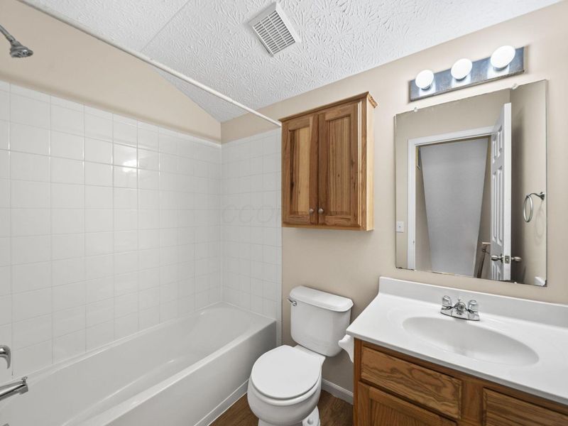 2194 Rustic Ledge Drive , Columbus, OH 43219 Photo 41