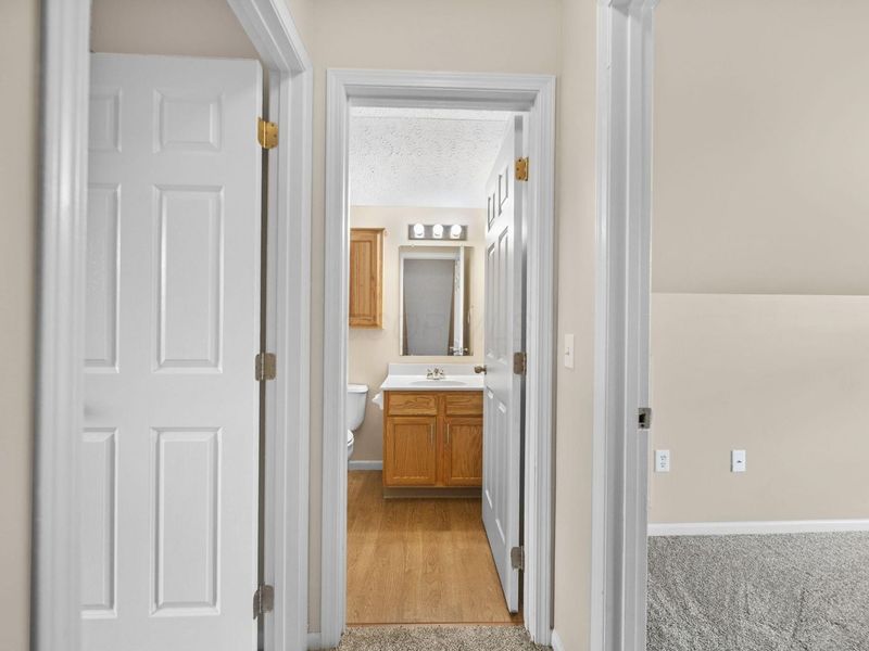 2194 Rustic Ledge Drive , Columbus, OH 43219 Photo 46