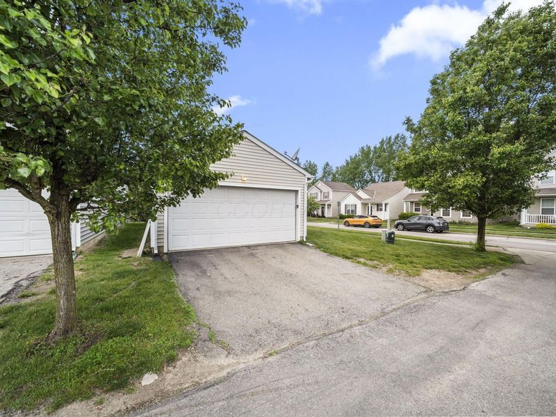 2194 Rustic Ledge Drive , Columbus, OH 43219 Photo 55