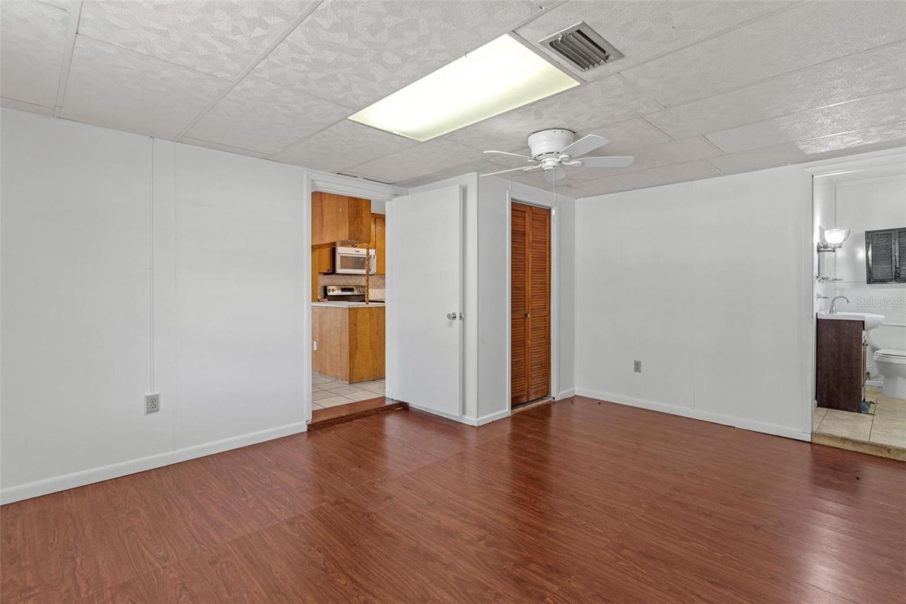 803 Carol Court , Tavares, FL 32778 Photo