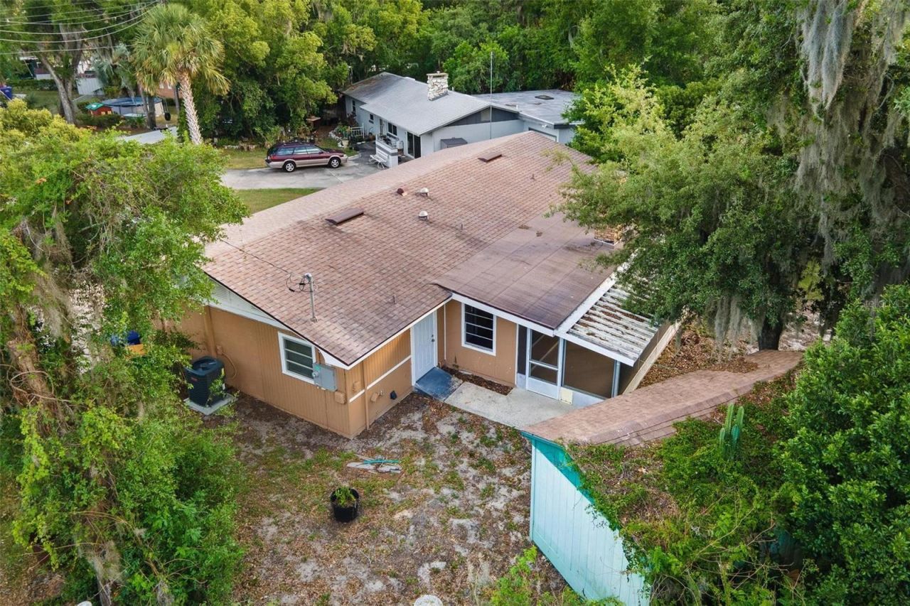 803 Carol Court , Tavares, FL 32778 Photo