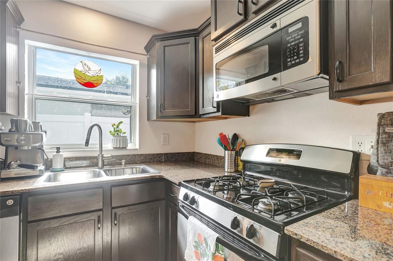4012 12th Avenue N, Saint Petersburg, FL 33713 Photo