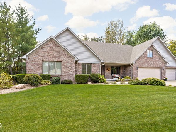 647 Peach Tree Lane, Danville, IN 46122