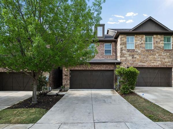 404 Dublin Street, Lewisville, TX 75067