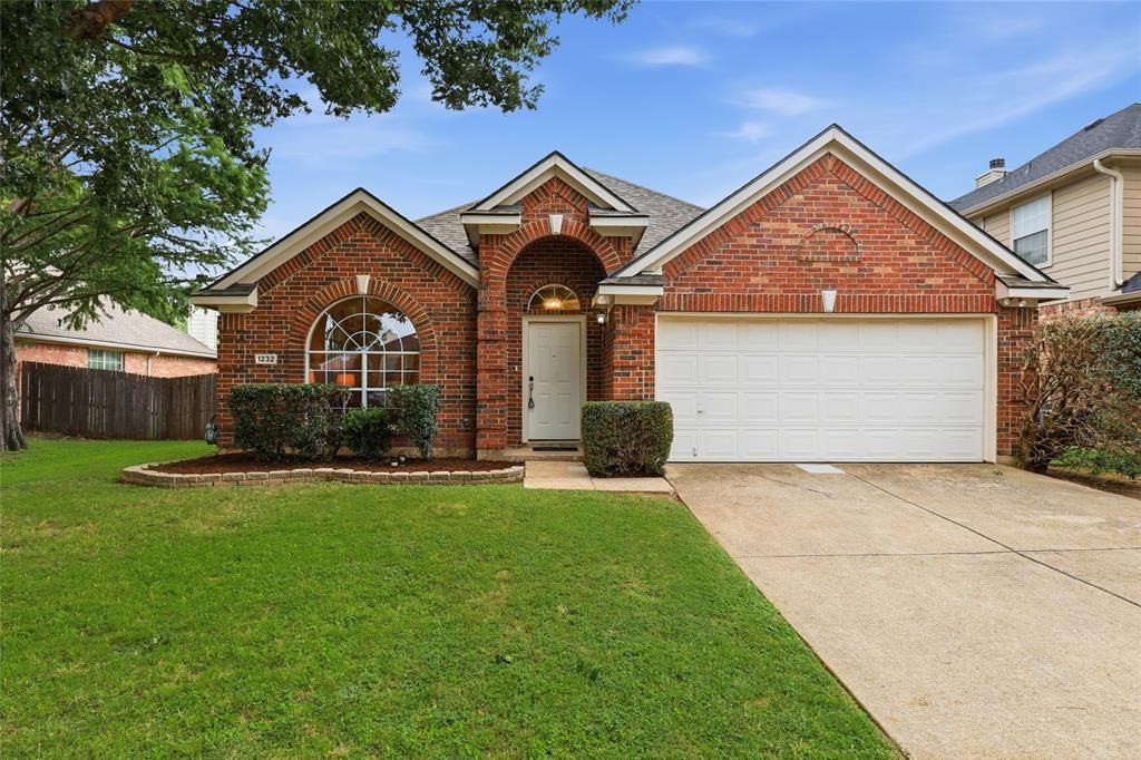 1232 Michael Avenue, Lewisville, TX 75077 Main Photo