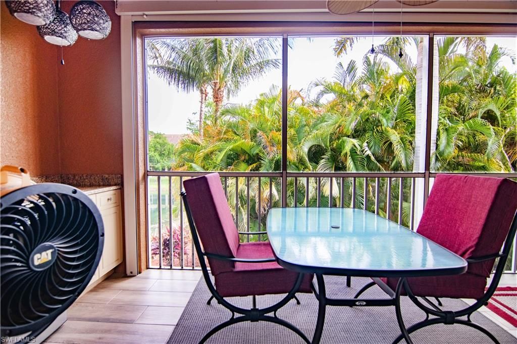 1076 Winding Pines Cir, Unit 206, Cape Coral, FL 33909 Photo