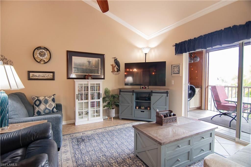1076 Winding Pines Cir, Unit 206, Cape Coral, FL 33909 Photo
