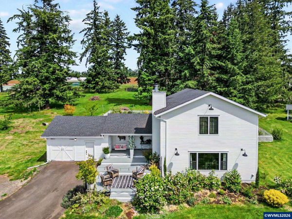 16058 Stormy Dr, Silverton, OR 97381