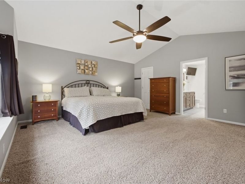 10376 Lake Meadows Drive, Strongsville, OH 44136 Photo 20