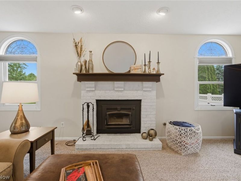 10376 Lake Meadows Drive, Strongsville, OH 44136 Photo 8