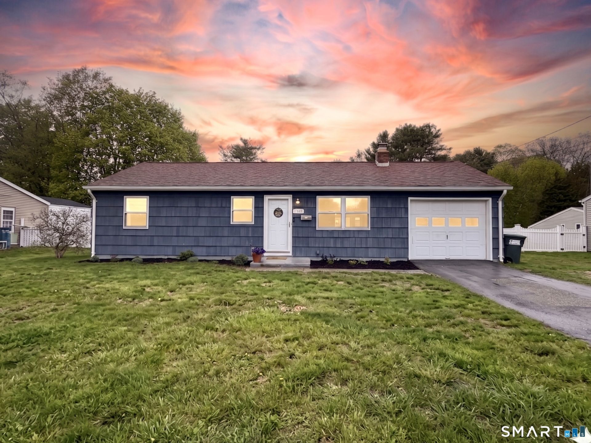 145 Indian Field, Groton, CT 06340 Main Photo