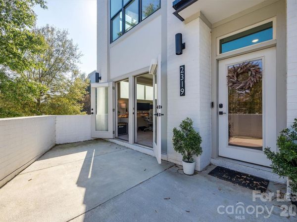 2319 Wesley Village Road , Charlotte, NC 28208
