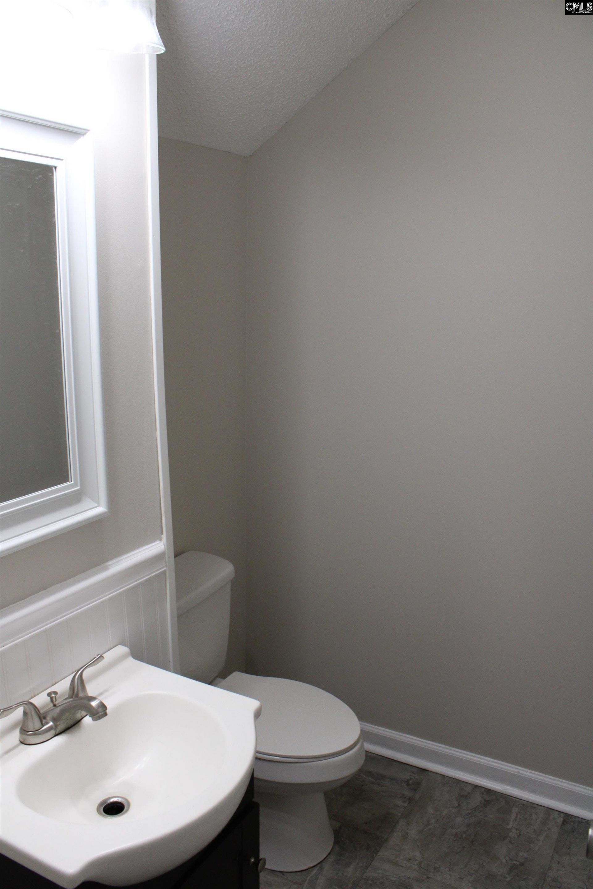 184 Springway Drive  Photo 12
